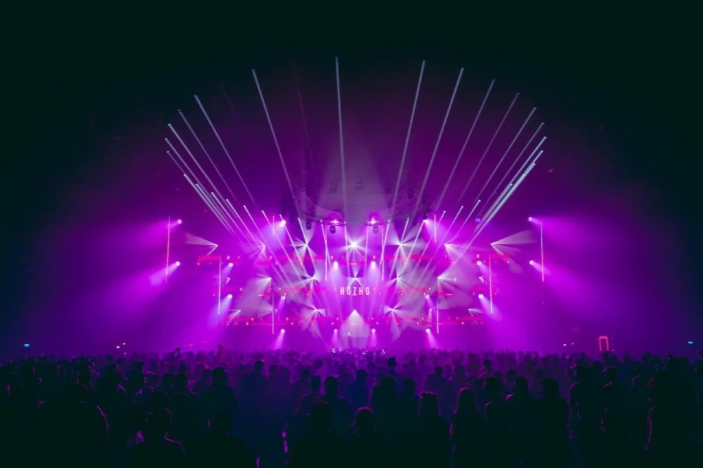 HOZHO Istanbul 2025 &mdash; live show, Volkswagen Arena